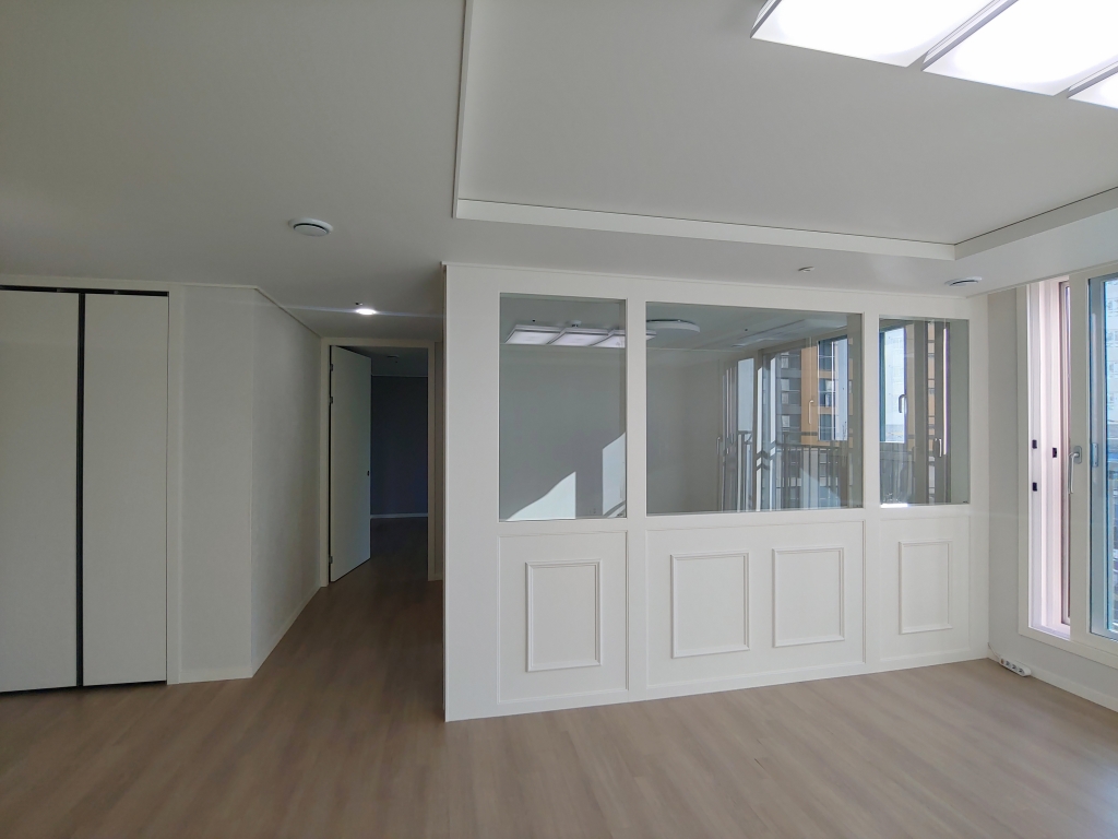 [내돈내산 리얼후기] 방산시장 도배 어렵지 않아요 (부분도배도 해주는 영진벽지 잘...